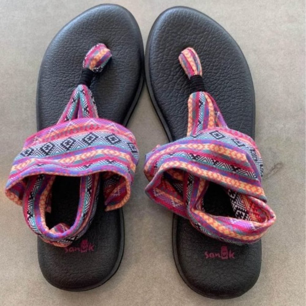 Sanuk Yoga Sandal - Aztec Print - New - Sz 10